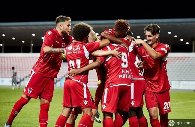 爱游戏体育官网-葡超清晨再迎强敌,托特纳姆完成体检,主帅态度:话题不断,更衣室氛围转暖-爱游戏体育官网