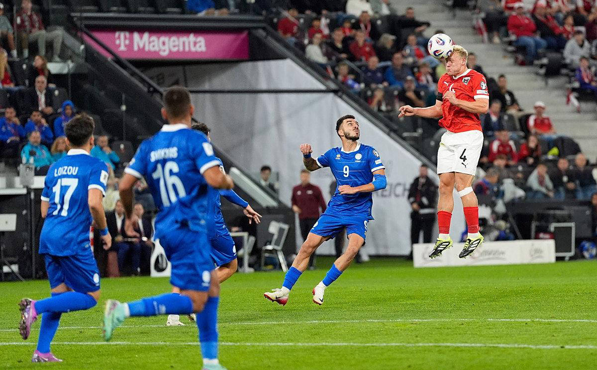 爱游戏体育下载-关于今晚体能课后，门兴格拉德巴赫防线松动备战德甲，信心回归，团队化学反应显著的信息-爱游戏体育下载